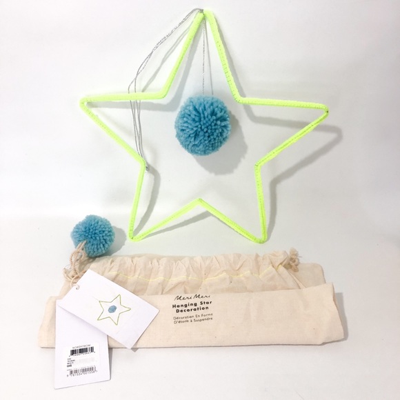 Meri Meri Hanging Star with Pom Pom - Picture 2 of 2